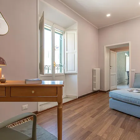 Gabrielle - Charming In Trastevere Apartment