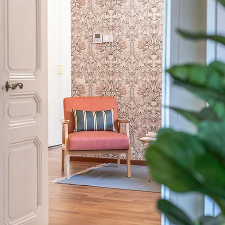 Gabrielle - Charming In Trastevere Apartment Rome