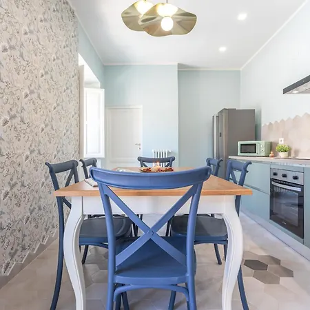 Gabrielle - Charming In Trastevere Apartment